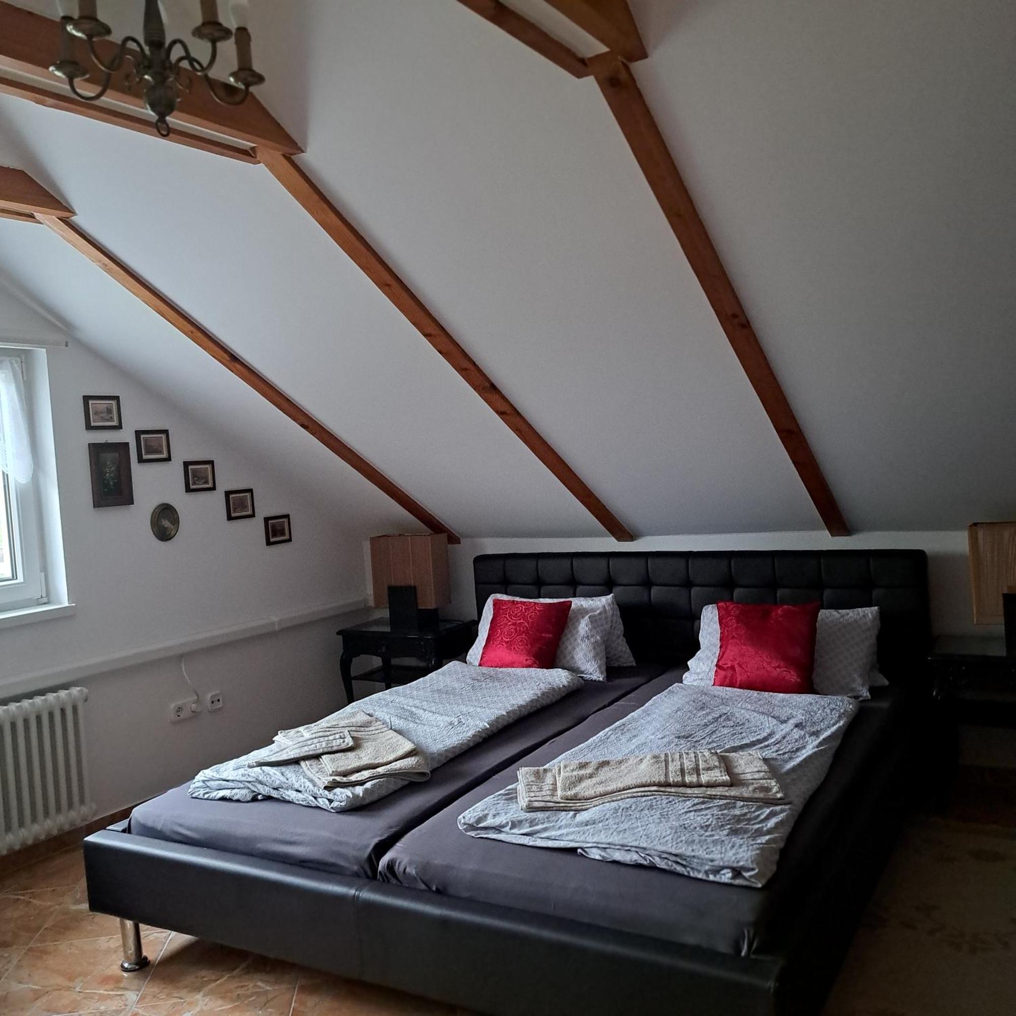 Tavirozsa Apartment Balatonfuzfo Room photo